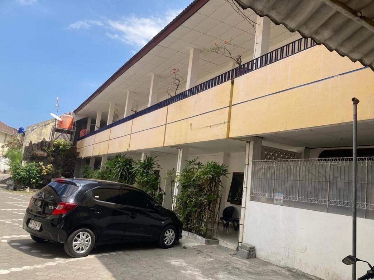 Hotel Surya Citra Jogja A Mitra Reddoorz Yogyakarta Exterior photo
